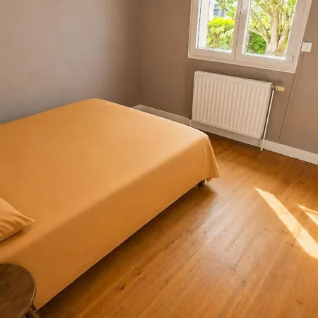 La Maison De La Paix Holiday home Sault-les-Rethel